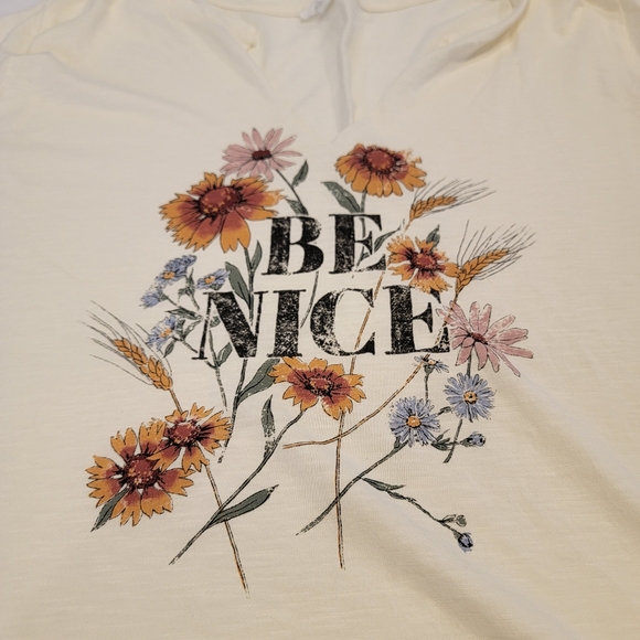 Be Nice Fall Floral Graphic Tee Size 2X NWOT! - Picture 4 of 11